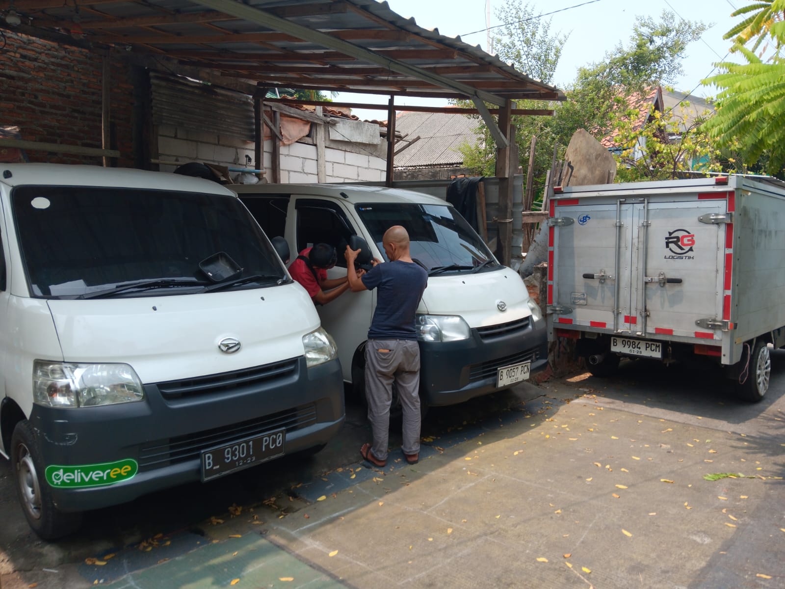Sewa Armada Lebih Mudah Bisa Pakai Supir dan Kenek